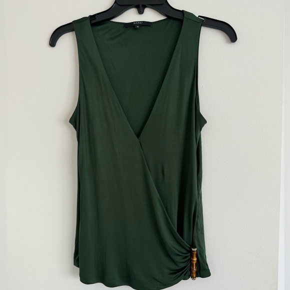 Gucci Tops - Gucci M Green Silk Jersey Top with Bamboo Detail